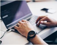 自己怎么做网站赚钱（一套新手都可以看懂的教程）